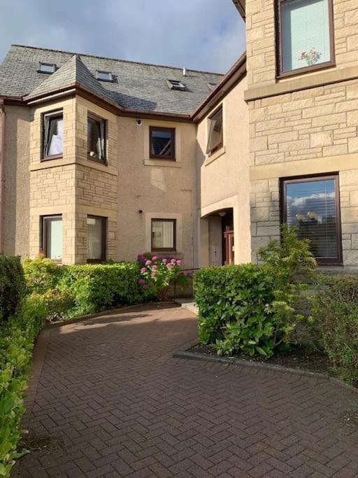 Teith Court Apartment With Private Parking. Stirling Exterior photo